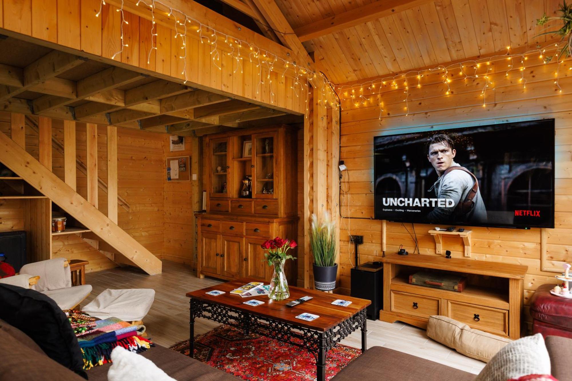 Spacious Cabin Evcharger And Free Parking Near Cambridge Exteriér fotografie
