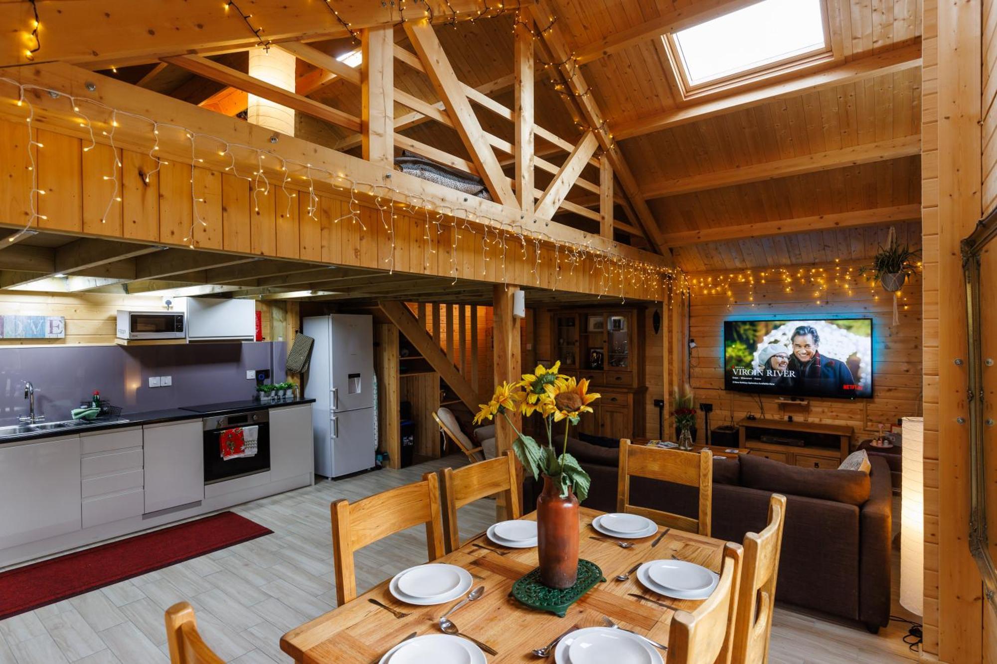 Spacious Cabin Evcharger And Free Parking Near Cambridge Exteriér fotografie